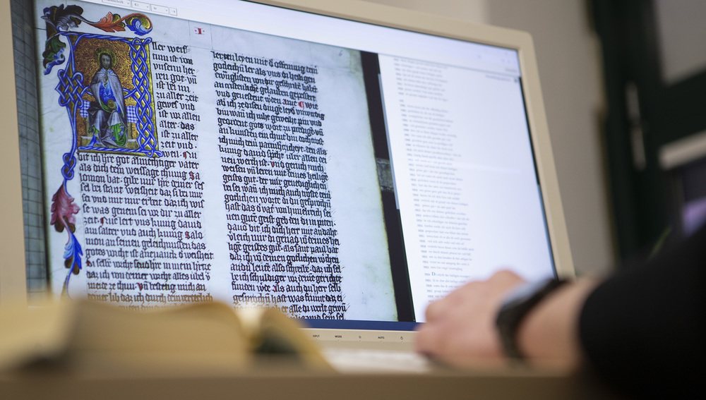 Bildschirm mit Online-Edition zum 'Österreichischen Bibelübersetzer'