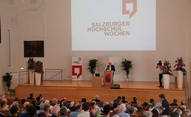 Erzbischof Franz Lackner / Claudia Höckner / Pressestelle der Erzdiözese Salzburg Salzburger Hochschulwochen 2016 zum Thema 'Leidenschaften'