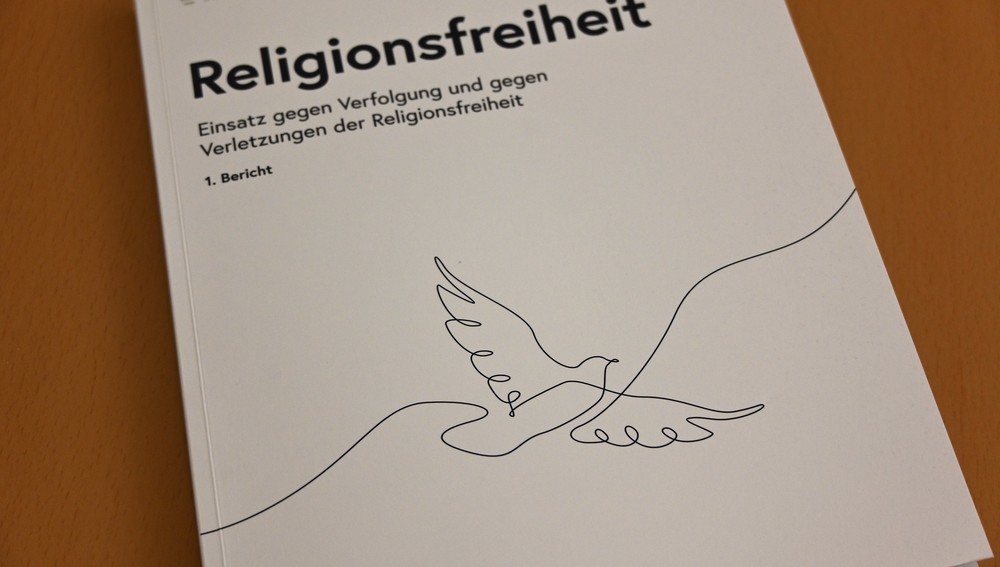 1. Bericht über Religionsfreiheit (herausgegeben vom Bundeskanzleramt)