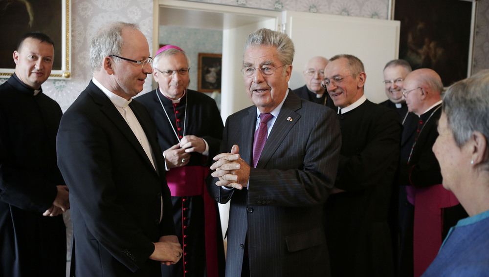Mittagessen der Österreichischen Bischofskonferenz zu Ehren des Herrn Bundespräsidenten und von Frau Margit Fischeram Dienstag, dem 14. Juni 2016 um 13:00 Uhr im Superiorat Mariazell