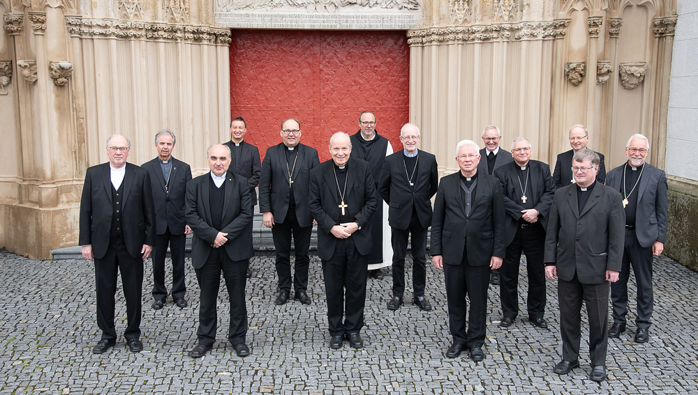 Gruppenfoto der Bischöfe zum Auftakt ihrer Sommervollversammlung am vom 15. bis 18. Juni 2020 in Mariazell