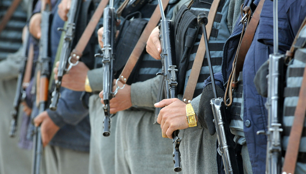 Ziviler Aufbau geht nicht ohne SicherheitIn Afghanistan arbeiten zivile Organisationen und ISAF eng zusammenVon dauerhaftem Frieden, wirtschaftlicher Stabilität und einem verantwortungsbewussten Staatswesen ist Afghanistan noch weit entfernt. Der 
