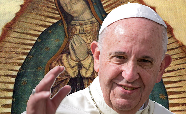 Papst Franziskus vor dem Bild der Maria von Guadalupe