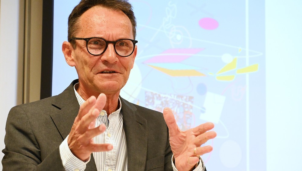 Rektor der Universität Salzburg bei der Eröffnung der Tagung zu 20 Jahre 'Zentrum Theologie Interkulturell und Studium der Religionen' am 28. September 2026 an der Uni Salzburg