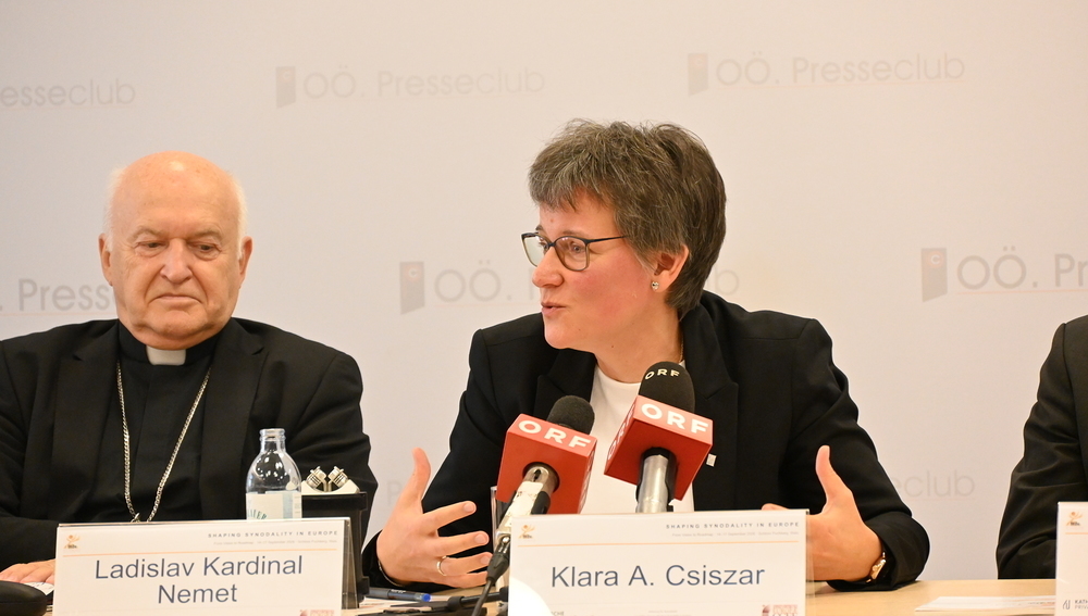 Prof. Klara Csiszar