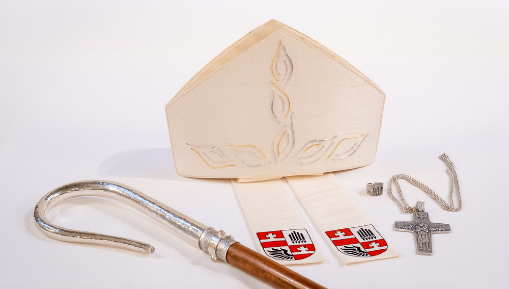 Insignien von Erzbischof Josef Grünwidl