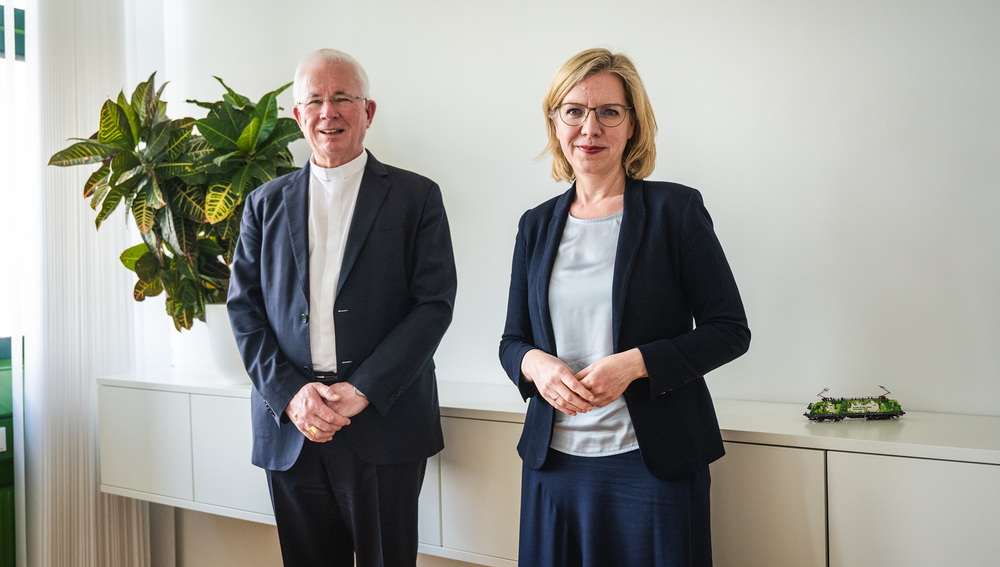 Erzbischof Franz Lackner und Klimaschutzministerin Leonore Gewessler