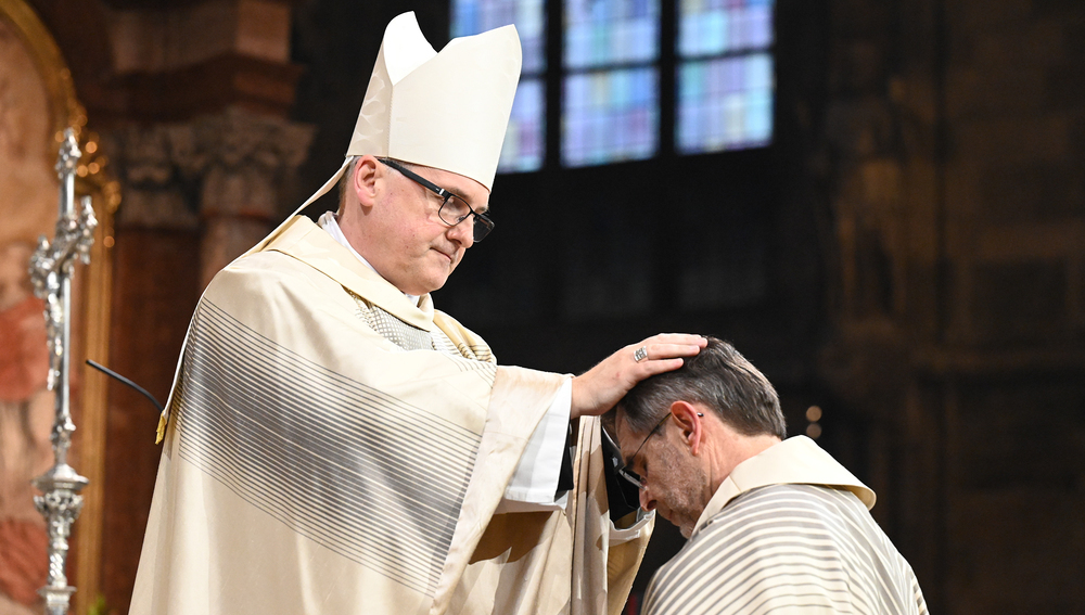 Bischof Stanislav Pribyl bei der Bischofsweihe von Josef Grünwidl
