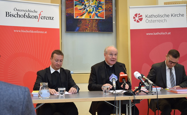 Pressekonferenz zur Herbstvollversammlung der Bischofskonferenz 2015 mit Kardinal Christoph Schönborn