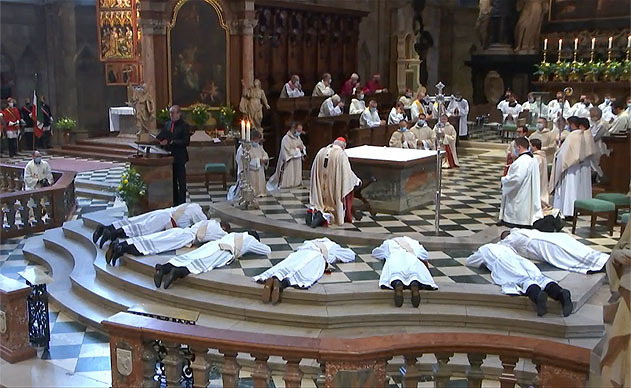 Priesterweihe im Stephansdom 2020