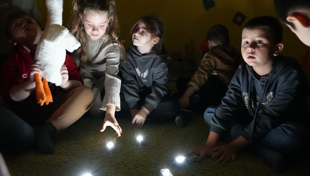 Kinder in Schutzbunker in Odessa