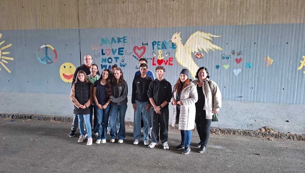 Romapastoral und Schüler setzten gemeinsames Zeichen gegen Hass