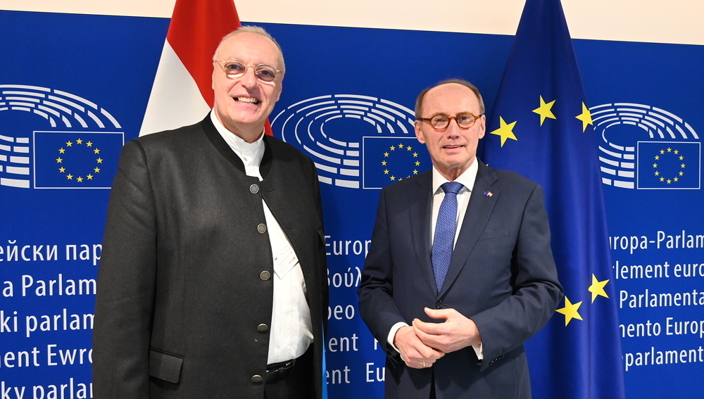Bischof Ägidius Zsifkovics und Othmar Karas (Vizepräsident des Europaparlaments) 