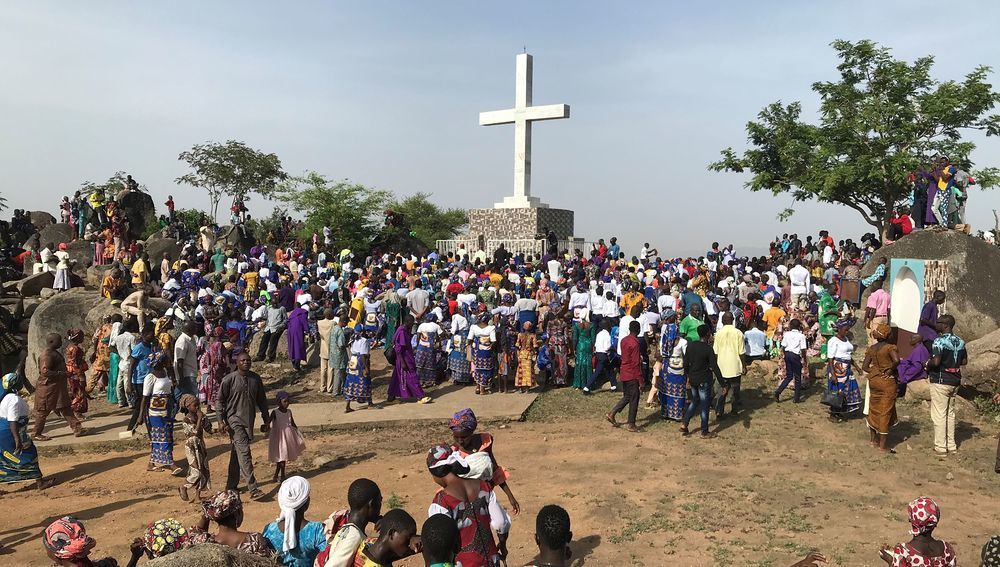 Christen bei einer Kreuzwegandacht in der Diözese Maiduguri in Nordnigeria