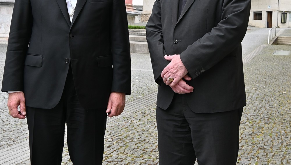 Erzbischof Franz Lackner (Vorsitzender der Bischofskonferenz) und Bischof Manfred Scheuer (stv. Vorsitzender)