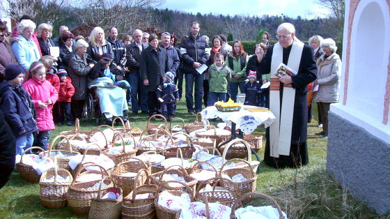Speisensegnung in einer steirischen Pfarre