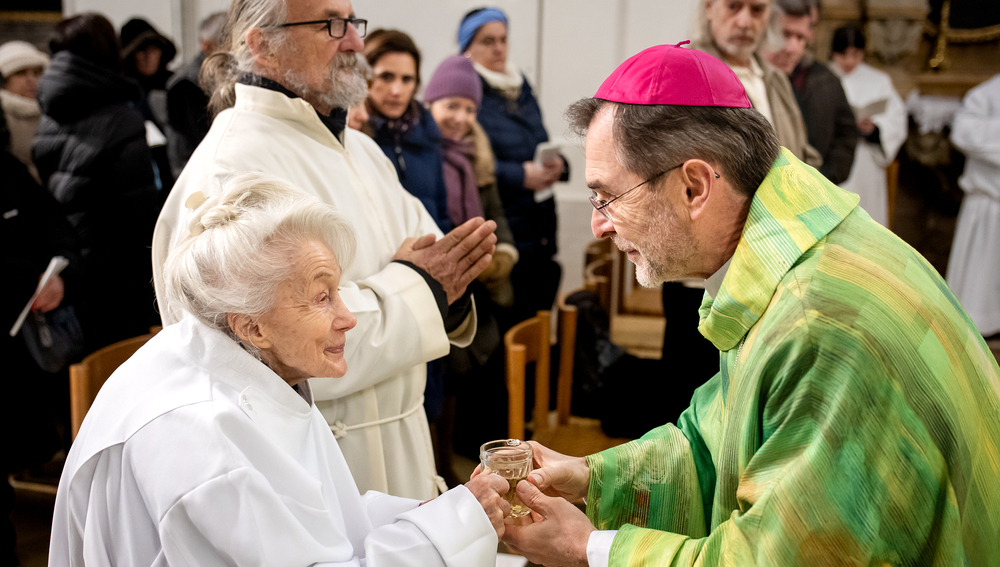 Josef Grünwidl feiert erste Messe als Wiener Erzbischof mit Armutsbetroffenen