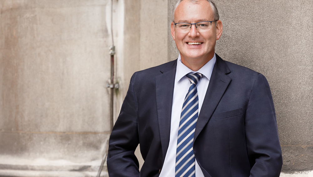 Photo by: Joseph Krpelan (www.derknopfdruecker.com)