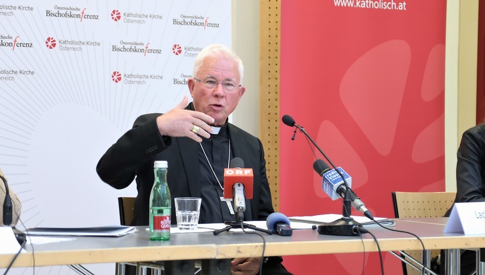 Vorsitzender der Österreichischen Bischofskonferenz, bei der Pressekonferenz 'Synodaler Prozess: Präsentation der Österreich-Ergebnisse, Stephanisaal/Wien, 21. September 2022