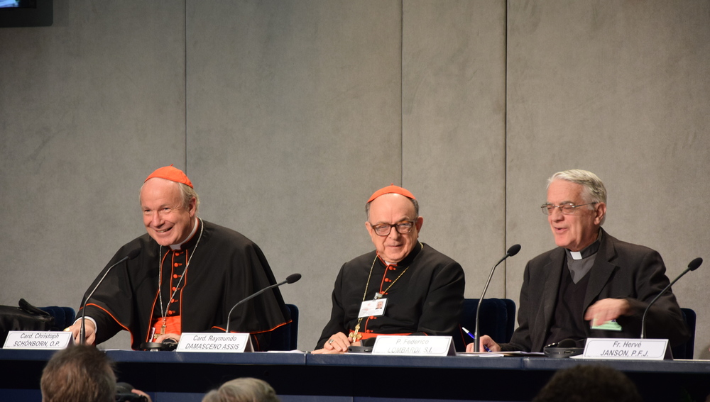 Pressekonferenz im Vatikan mit Kardinal Schönborn bei der Familiensynode 2015