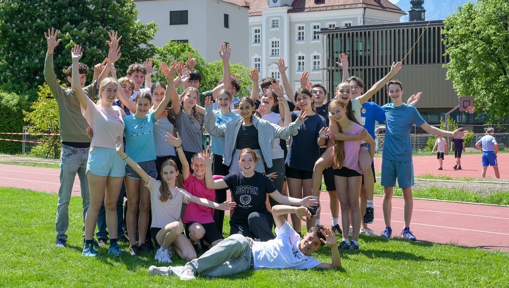 Schülerinnen und Schüler des Erzbischöflichen Privatgymnasiums Borromäum